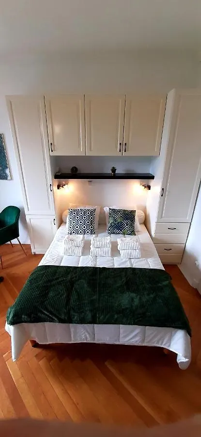 Apartment Studio 3 Etoiles Le 102, Aix Les Bains Centre Thermes Palace Le Beau Site Aix-les-Bains